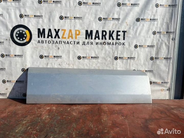 Накладка двери перед лев Land Cruiser Prado 3