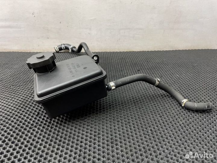 Бачок гур Mercedes-Benz C-Class W204 271.860 1.8