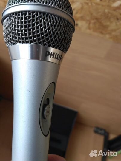 Микрофон динамический Philips SBC MD695