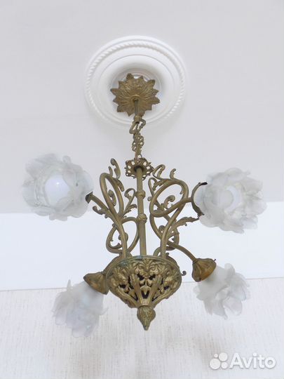 Старинная люстра 