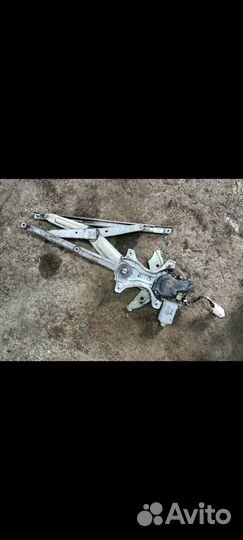 Стеклоподъёмник передний Toyota Corolla AE110