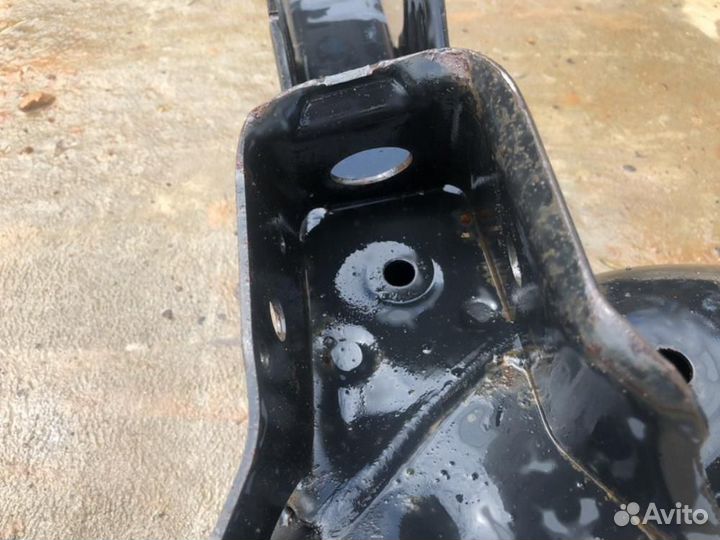 Балка задняя Gl x164