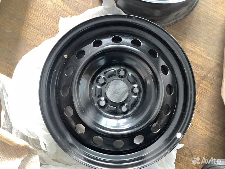 Диск колесный оригинал mitsubishi lancer r16