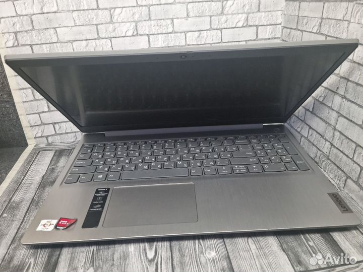 Ноутбук Lenovo IdeaPad 3 15ADA05 (М3149)