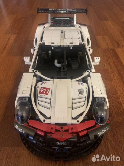 Lego Technic Porsche 911 RSR
