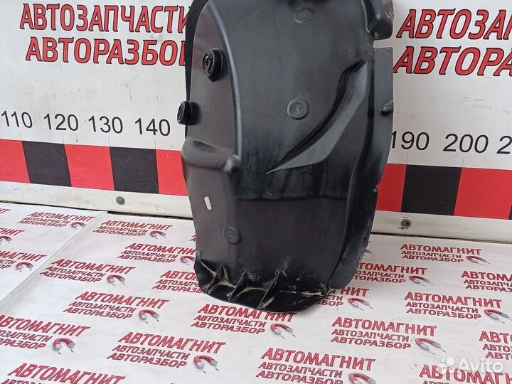 Подкрылок задний правый Рено Дастер 2 19-нв