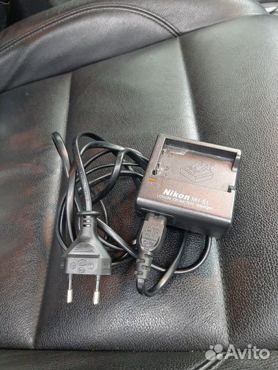 Зарядное устройство Nikon