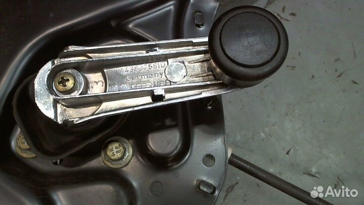 Стеклоподъемник механический Audi 80 (B3), 1989