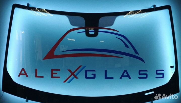 Левое стекло для nissan juke