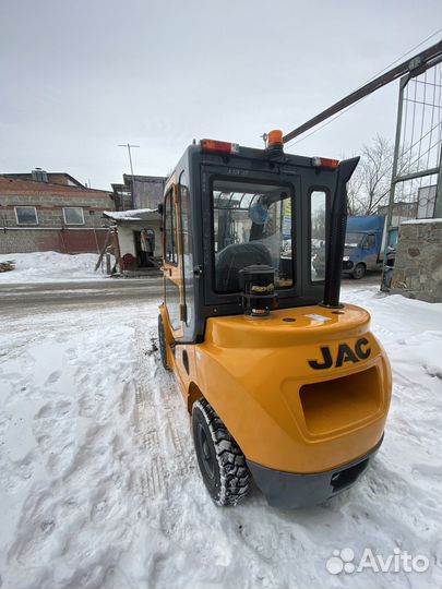 Вилочный погрузчик JAC CPCD30, 2023