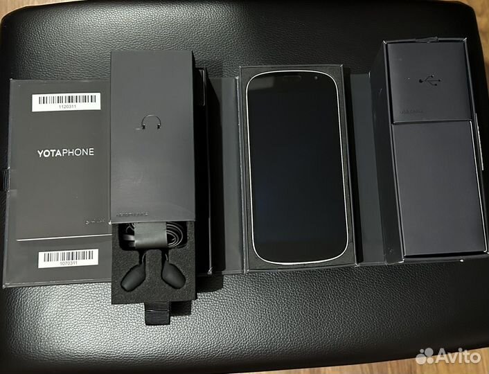 Yota YotaPhone 2, 2/32 ГБ