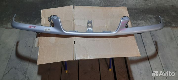 Планка под фары Toyota Sprinter AE110