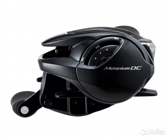 Shimano 24 Metanium DC 71 / 71HG / 71XG (left)