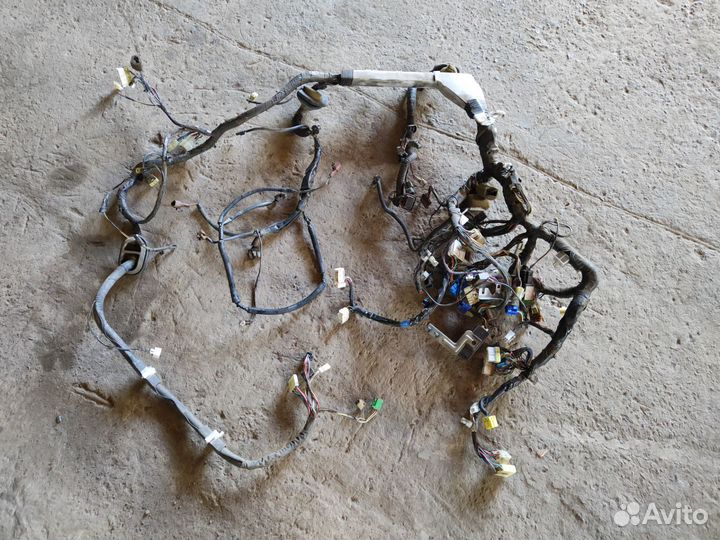 Коса основная Subaru Forester SF5 EJ20j МКПП