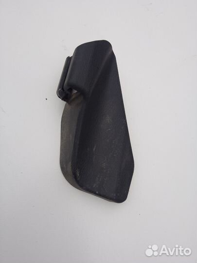 Заглушка крепления сиденья Nissan