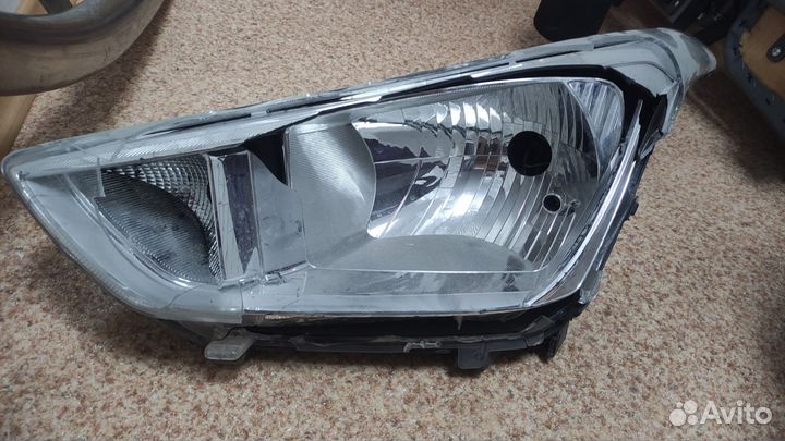 Левая фара Hyundai Creta