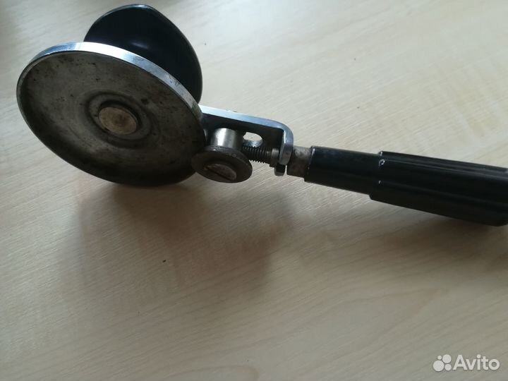 Закаточная машинка для банок