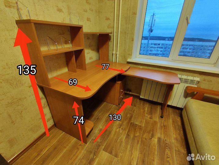 Продам отличный компьютерный стол