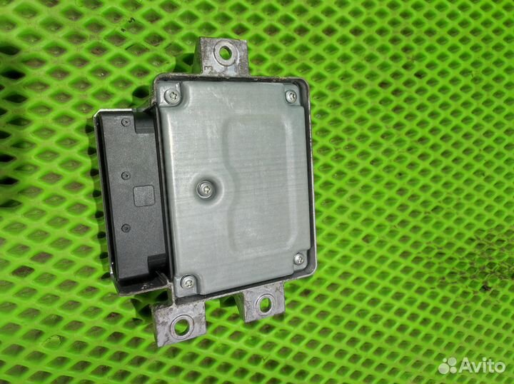 Эбу стояночного тормоза VW Passat B6