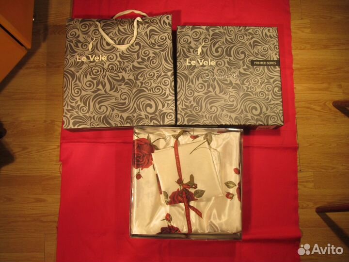 Постельное бельё новое из качественного атласа