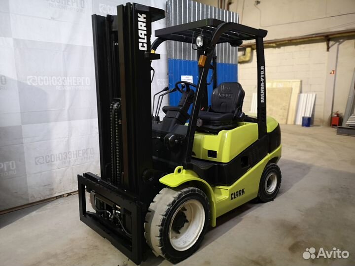Вилочный погрузчик Clark C30D, 2012