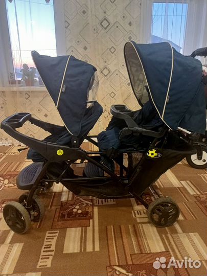 Прогулочная коляска для двойни или погодок б/у