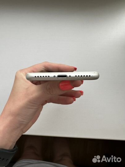 iPhone 7, 128 ГБ