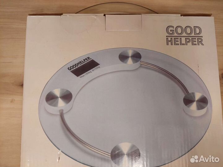 Стеклянные весы напольные