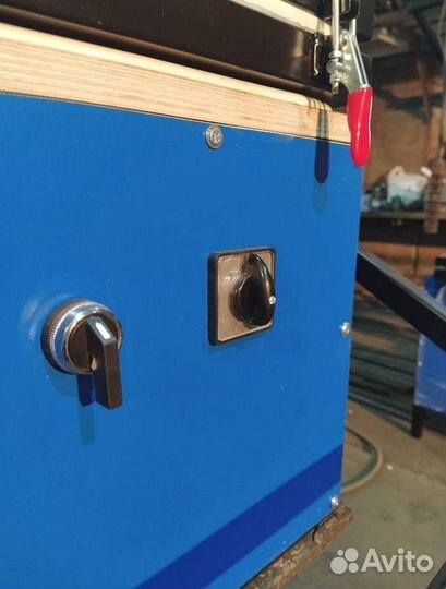 Вакуумно-формовочный станок