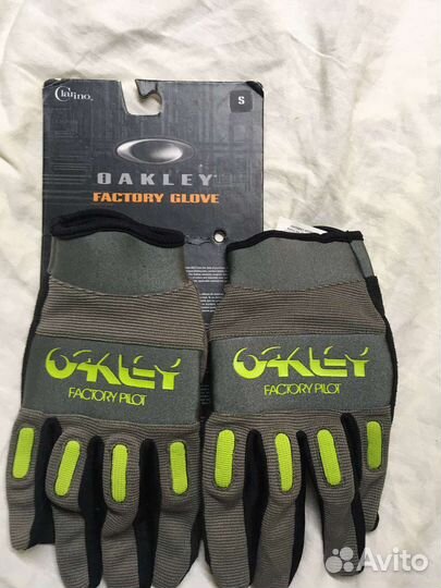 Oakley Factory Pilot S Перчатки сноубордические