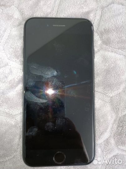 Телефон iPhone se 2020