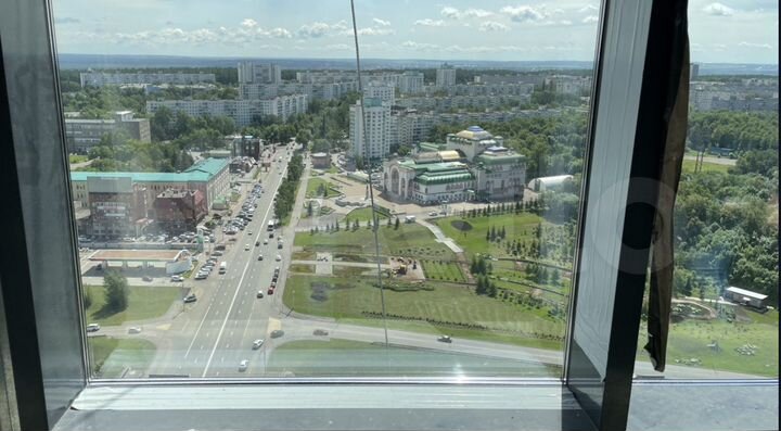 Офисы 30 м², 60 м2, 90 м2, 120 м2 в башне Статус