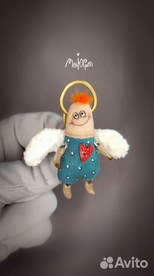 Брошь ручной работы Ангел