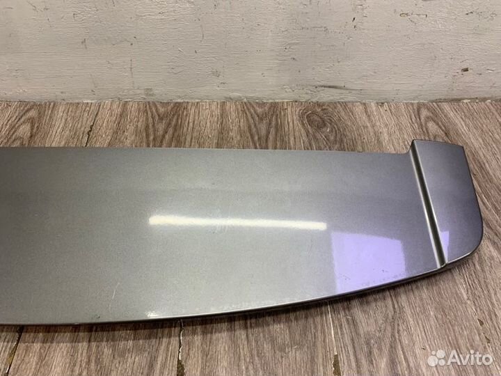 Спойлер (дефлектор) крышки багажника задний Jeep