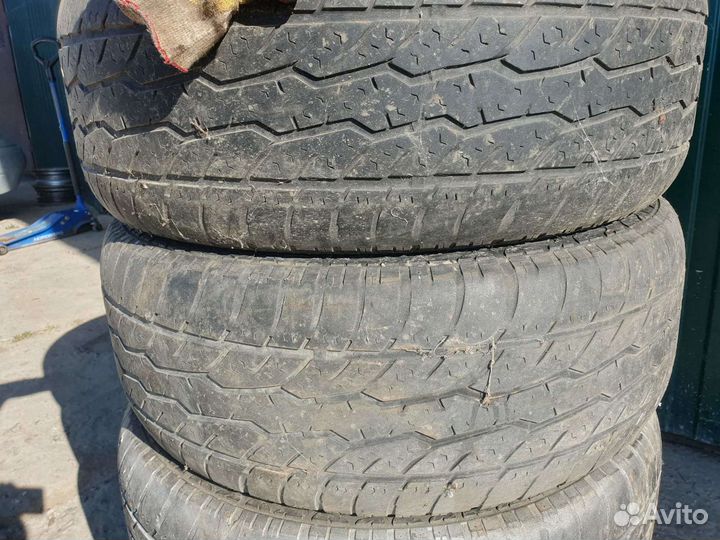 Maxxis AP2 All Season 285/65 R17 40