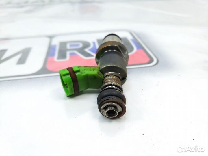 Форсунка топливная Toyota Avensis AZT250 1AZ-FSE