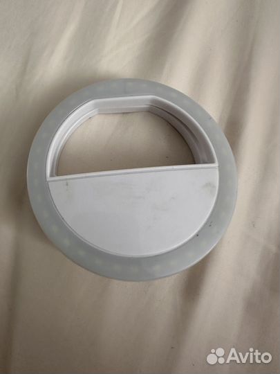 Кольцевая лампа на телефон