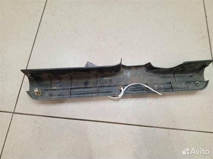 Накладка порога (внутренняя) передняя правая Mits