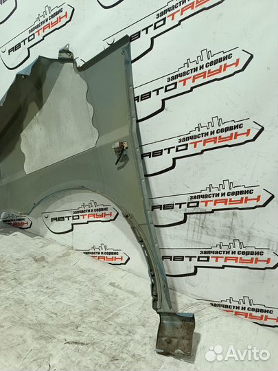 Крыло nissan serena PC24 PNC24 RC24 TC24 TNC24 VC24 VNC24 631004N050 переднее правое голубой, B10 RE