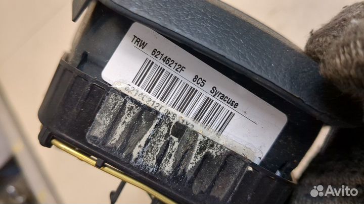 Подушка безопасности водителя Ford Fiesta