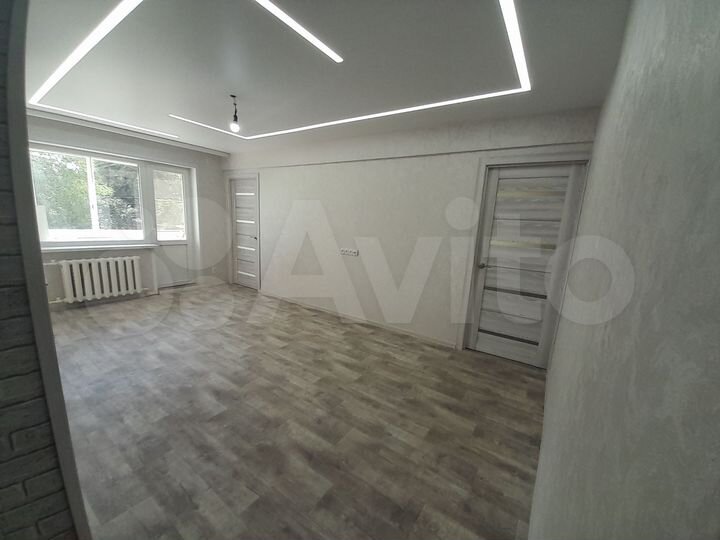 3-к. квартира, 49 м², 2/5 эт.