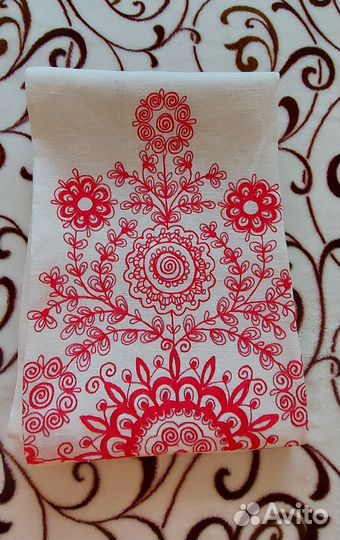 Скатерть льняная с вышивкой 140х220см