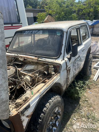 Нива на запчасти