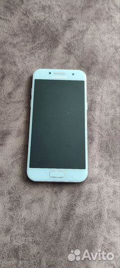 Samsung Galaxy A3 (2017) SM-A320F/DS, 2/16 ГБ