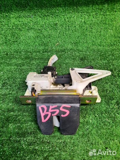 Замок багажника Volvo Xc70 2 B5244T3 (2.4T)