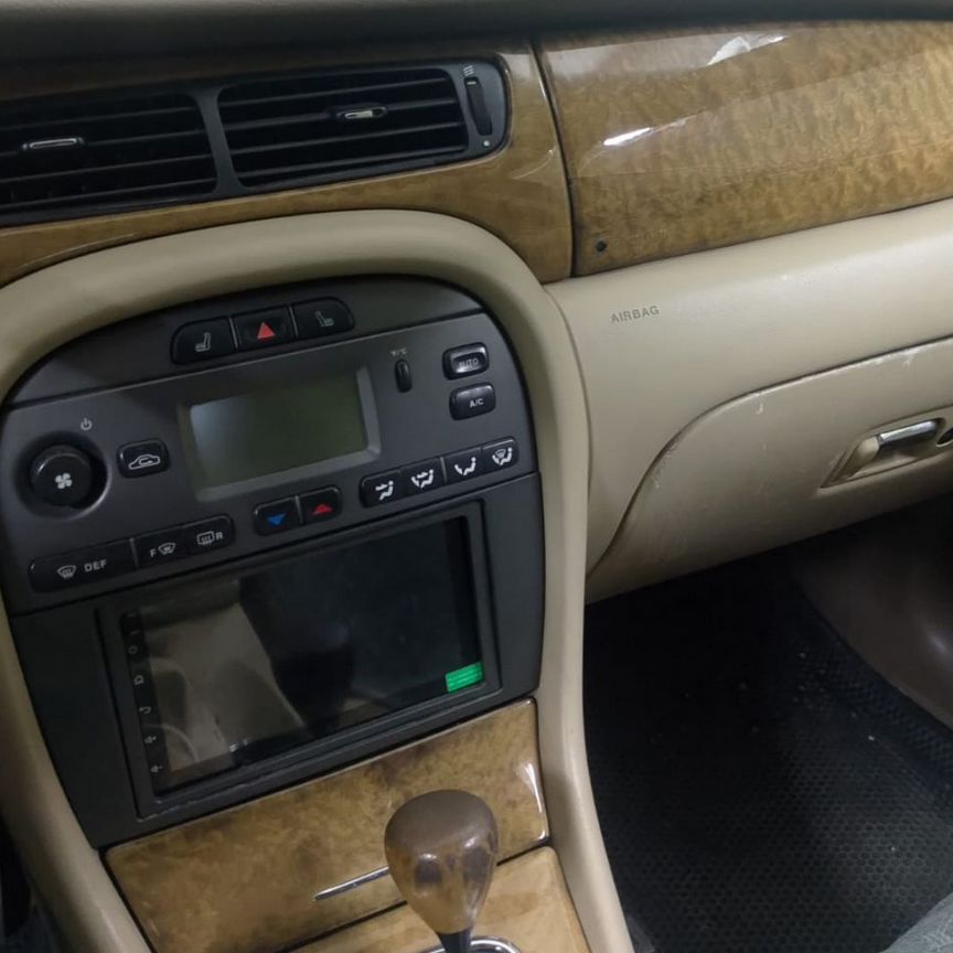 Купить Jaguar X-type 🚘 от 200 000 ₽ во всех регионах: 90