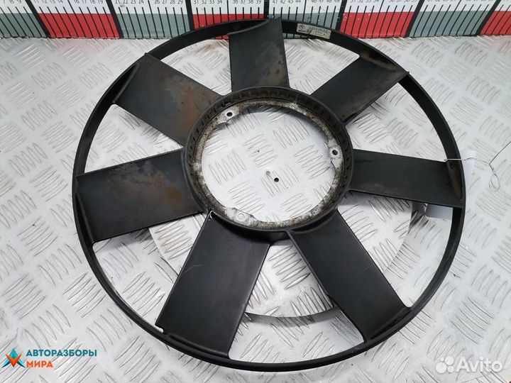 Крыльчатка вентилятора (лопасти) BMW X5 E53 2001