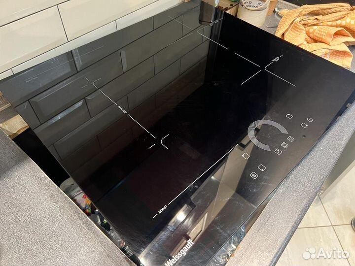 Индукционная варочная панель Weissgаuff