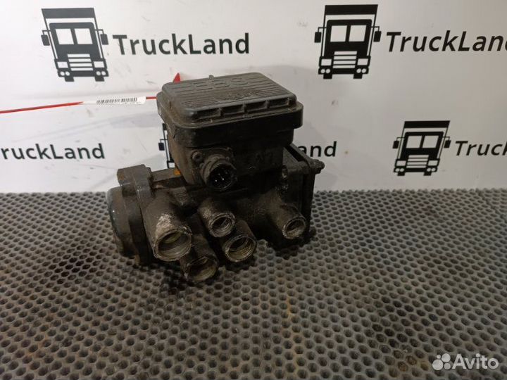 Кран управления тормозами прицепа задний Man Tgx