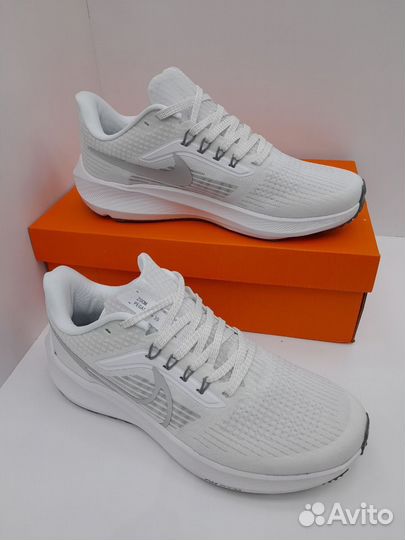 Кроссовки Nike Pegasus мужские белые